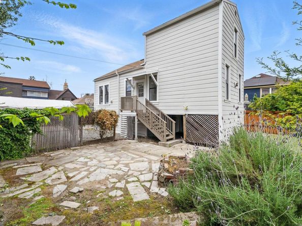 1572 Lincoln Ave, Alameda CA 94501