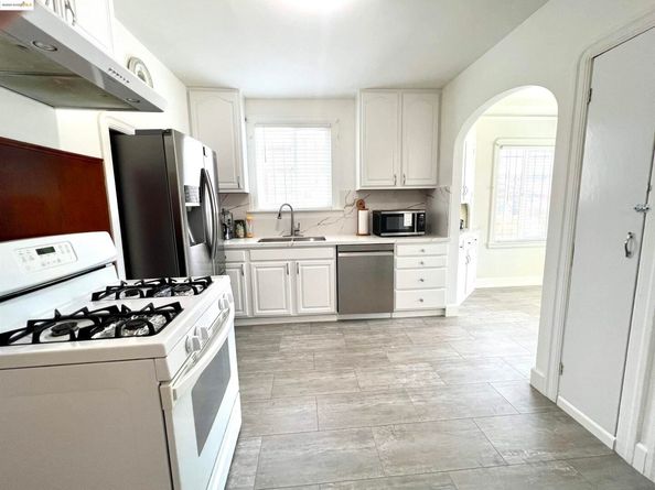 2526 64th Ave, Oakland CA 94605