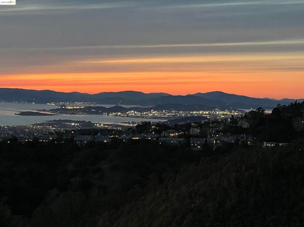 6100 Skyline Blvd, Oakland CA 94611