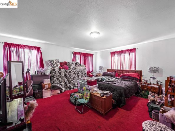 3228 Magnolia St, Oakland CA 94608