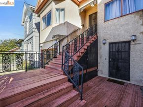 3228 Magnolia St, Oakland CA 94608