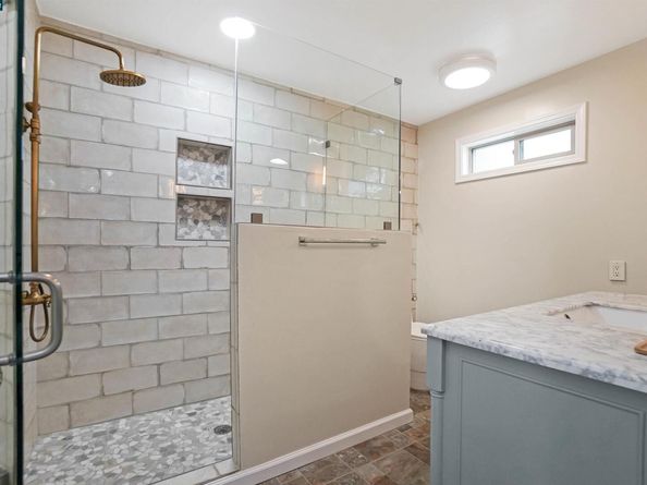 649 23Rd Street, Richmond CA 94804