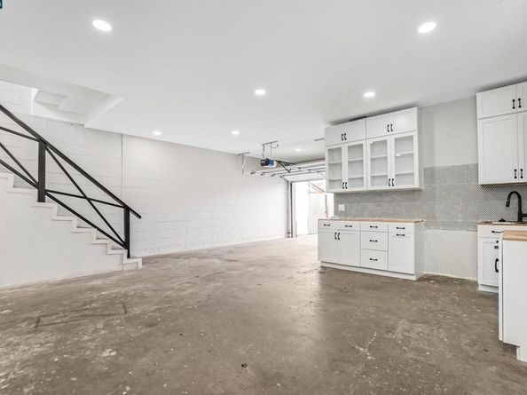 649 23Rd Street, Richmond CA 94804