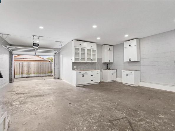 649 23Rd Street, Richmond CA 94804