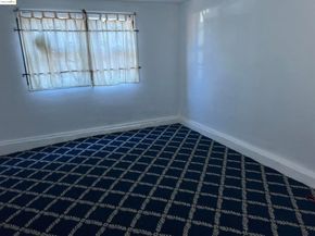 3486 39th Ave, Oakland CA 94619