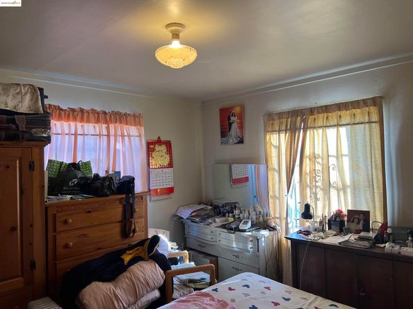 3486 39th Ave, Oakland CA 94619