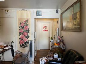 3486 39th Ave, Oakland CA 94619