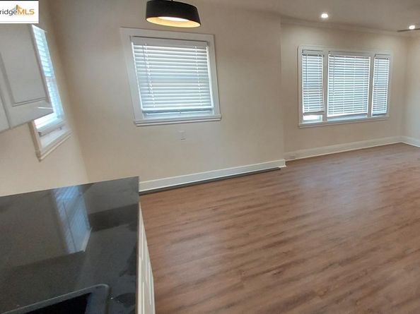 2957 73rd Avenue, Oakland CA 94605