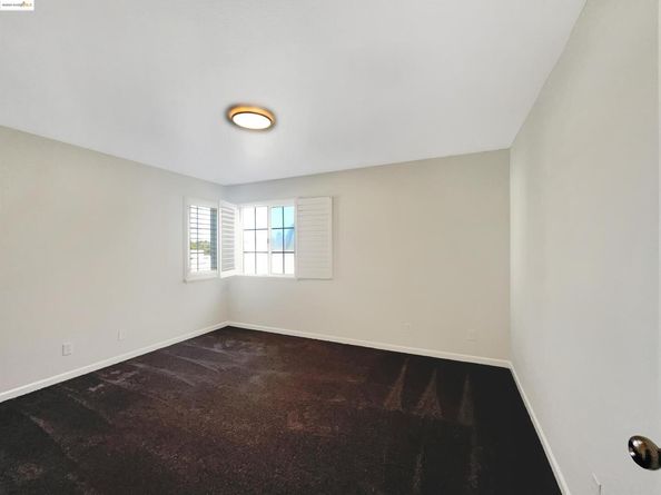 51 Village Square PL, Pleasant Hill CA 94523