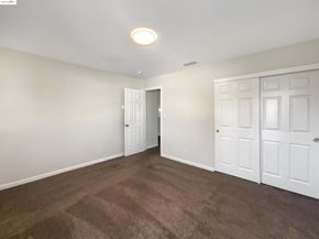 51 Village Square PL, Pleasant Hill CA 94523