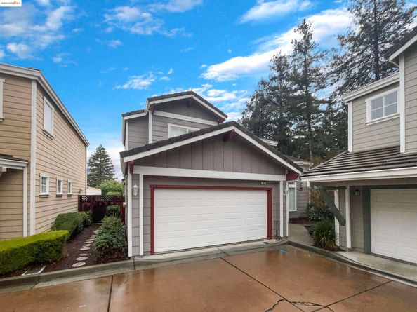 51 Village Square PL, Pleasant Hill CA 94523