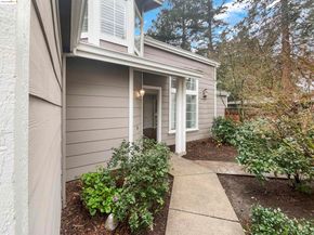 51 Village Square PL, Pleasant Hill CA 94523