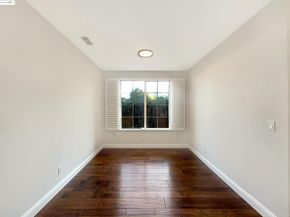 51 Village Square PL, Pleasant Hill CA 94523
