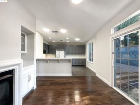 51 Village Square PL, Pleasant Hill CA 94523
