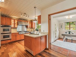 44 Highgate Rd, Kensington CA 94707