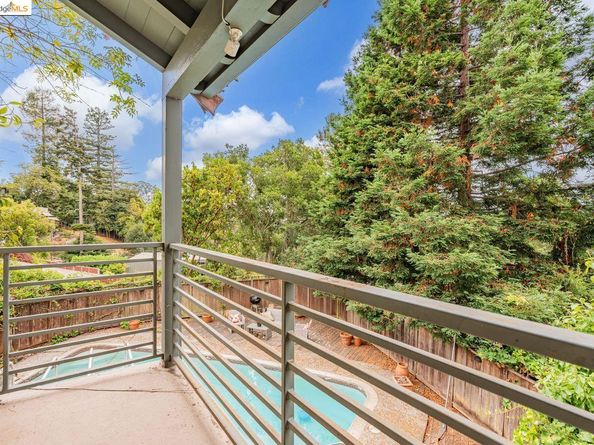 44 Highgate Rd, Kensington CA 94707