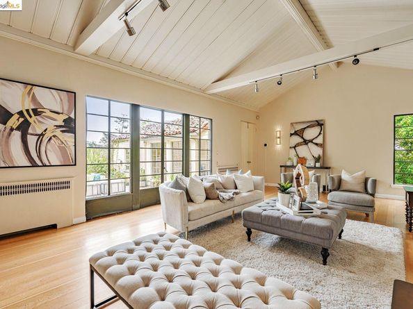 44 Highgate Rd, Kensington CA 94707