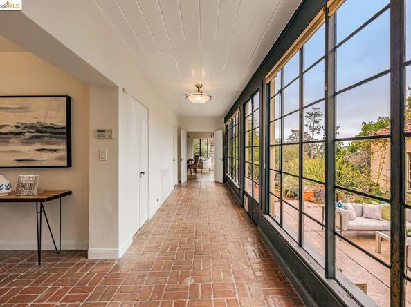 44 Highgate Rd, Kensington CA 94707