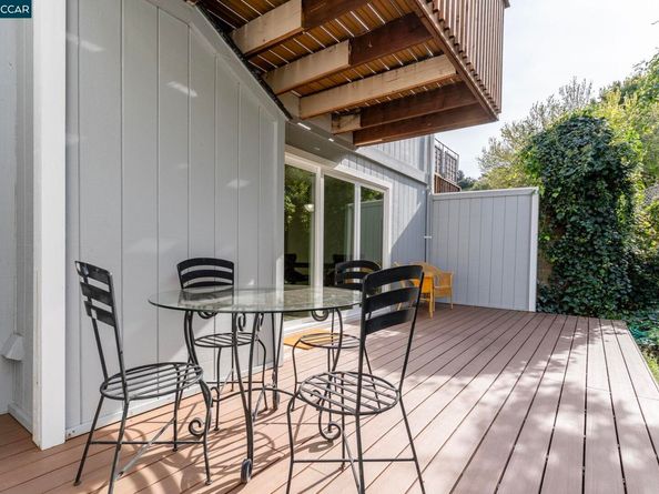 10 Dove Ln, Richmond CA 94803