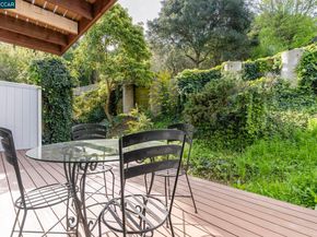 10 Dove Ln, Richmond CA 94803