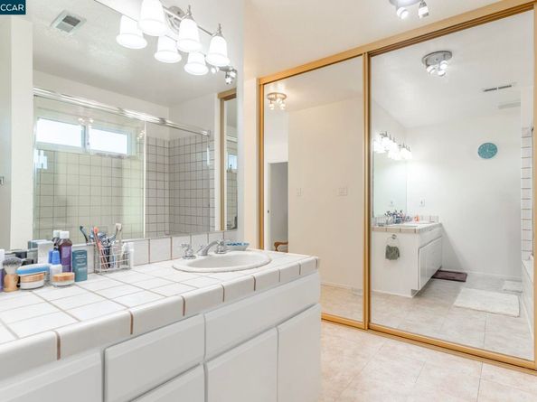 10 Dove Ln, Richmond CA 94803
