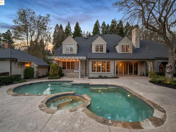 21 Samantha Dr, Lafayette CA 94549