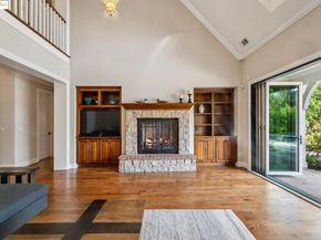 21 Samantha Dr, Lafayette CA 94549