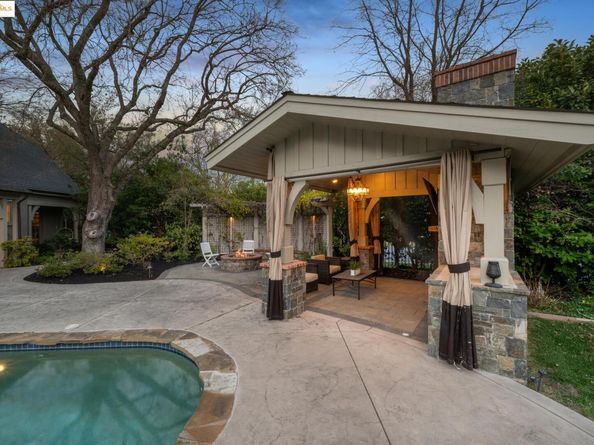 21 Samantha Dr, Lafayette CA 94549