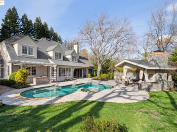 21 Samantha Dr