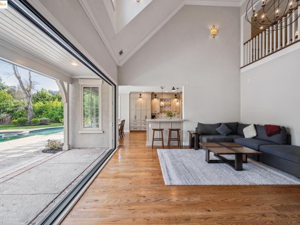 21 Samantha Dr, Lafayette CA 94549