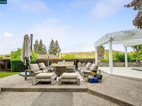 1161 Torrey Pines Pl, Clayton CA 94517