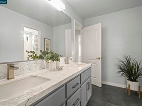 1161 Torrey Pines Pl, Clayton CA 94517