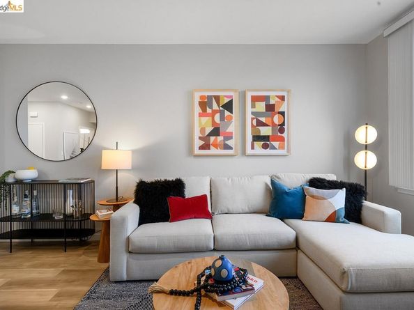 260 Brooklyn Basin Way 538, Oakland CA 94606