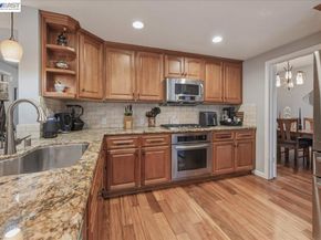 466 Crystalline Dr, Fremont CA 94539