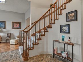 466 Crystalline Dr, Fremont CA 94539