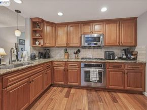 466 Crystalline Dr, Fremont CA 94539