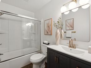 199 Montecito Ave. 107, Oakland CA 94610