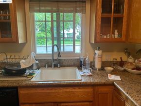 1256 Glen Drive, San Leandro CA 94577
