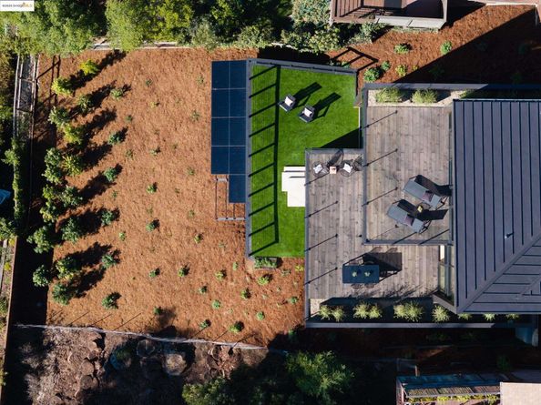 1136 Keith Ave, Berkeley CA 94708