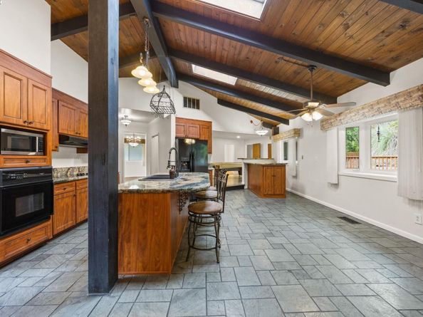 699 Fiesta Place, Hayward CA 94544