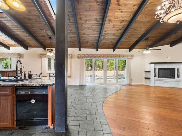 699 Fiesta Place, Hayward CA 94544