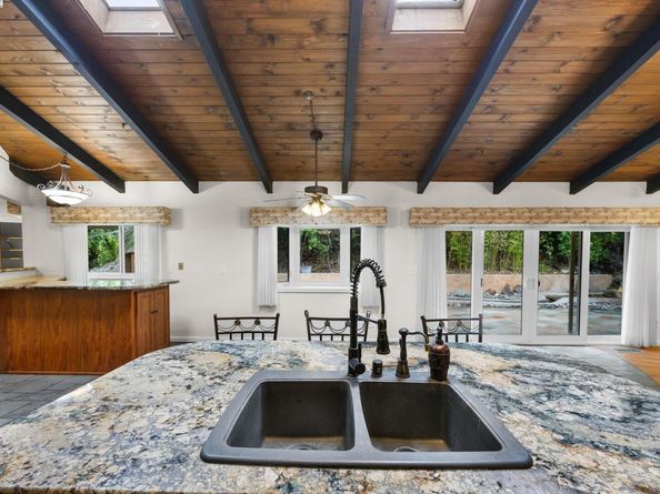 699 Fiesta Place, Hayward CA 94544