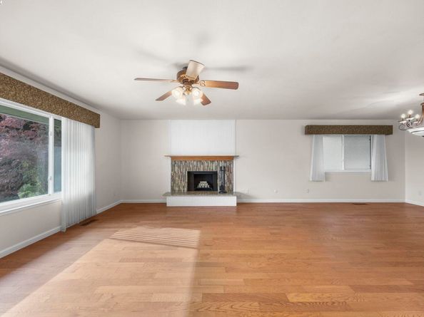 699 Fiesta Place, Hayward CA 94544