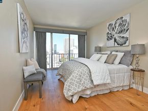 1555 Lakeside Drive 184, Oakland CA 94612