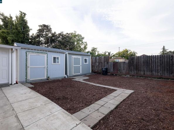 2027 83Rd Ave, Oakland CA 94621