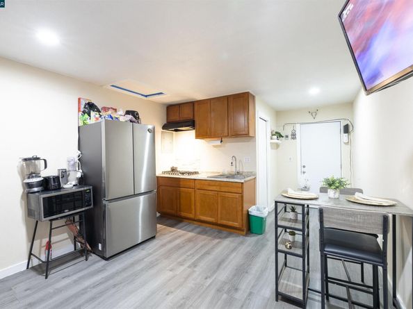 2027 83Rd Ave, Oakland CA 94621