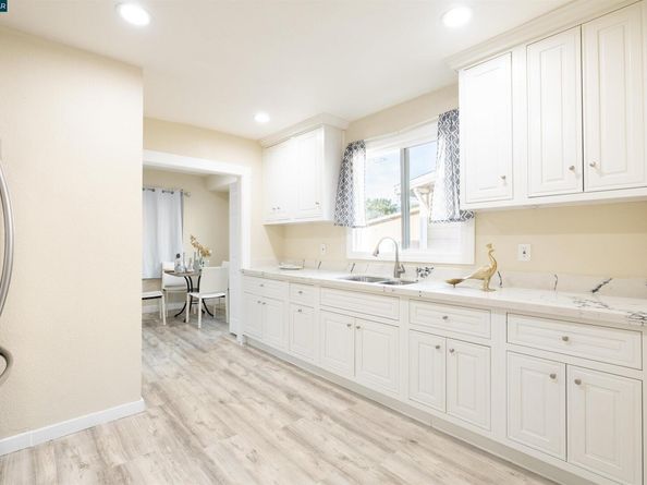 2027 83Rd Ave, Oakland CA 94621