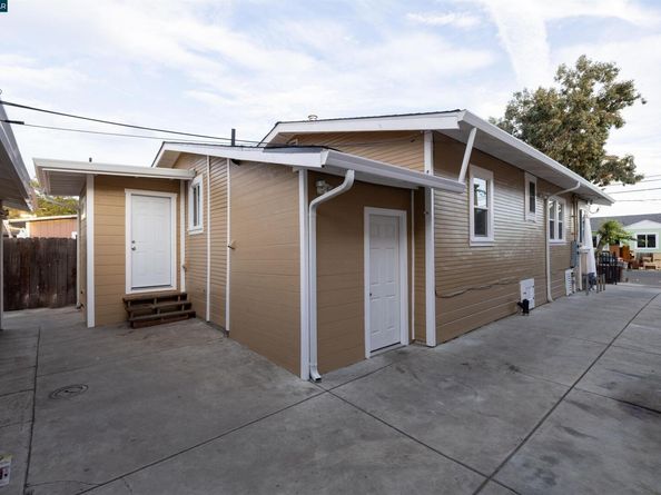 2027 83Rd Ave, Oakland CA 94621