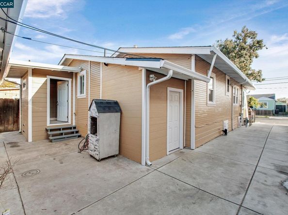 2027 83Rd Ave, Oakland CA 94621