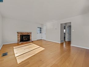 2543 Francis Dr, Pinole CA 94564